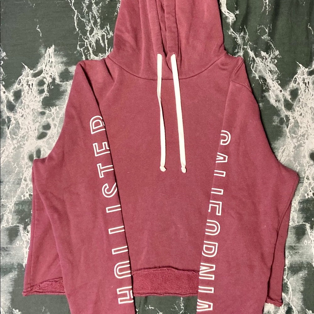 Hollister Burgundy Cropped Pullover Hoodie